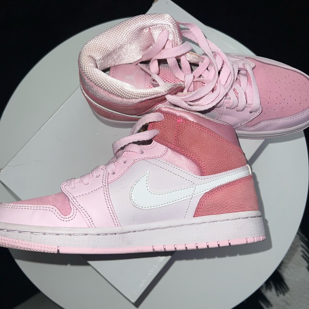 Digital Pink Mid Jordan 1s. Worn Twice!
